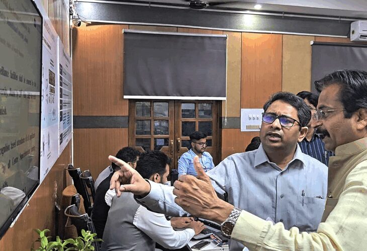 Today 3,387 candidates will give B.Ed entrance exam in Jhansi, jhansi news, jhansi education, jhansi dm, jhansi university, bundelkhand university, bed exam, bed entrance exam | झांसी में आज 3,387 परीक्षार्थी देंगे बीएड प्रवेश परीक्षा: बुंदेलखंड विश्वविद्यालय ने बनाए हैं 7 सेंटर, कंट्रोल रूम से प्रदेश के 3.44 लाख अभ्यर्थियों पर भी होगी नजर – Jhansi News