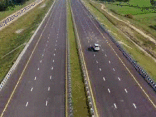 Eight e-way hubs will be built along the Purvanchal Expressway | पूर्वांचल एक्सप्रेसवे के किनारे बनेंगे आठ ई वे हब: यूपी के एक्सप्रेसवे को वर्ल्ड क्लास सुविधाओं से लैस करने में जुटी योगी सरकार, आजमगढ़ सुल्तानपुर मऊ को मिलेगा लाभ – Azamgarh News