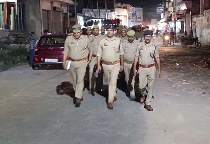 New SP City of Badaun took charge | बदायूं के नए एसपी सिटी ने संभाला चार्ज: पैदल मार्च कर शहर का जायजा लिया, व्यापारियों से की बातचीत – Badaun News