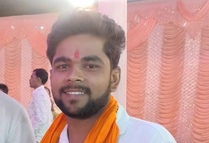 A young man committed suicide 10 days after his marriage | शादी के 10 दिन बाद युवक ने की आत्महत्या: बाराबंकी में घर के बाहर लगाई फांसी, परिवार में कोहराम – Bani Kodar (Ramsanehi Ghat) News