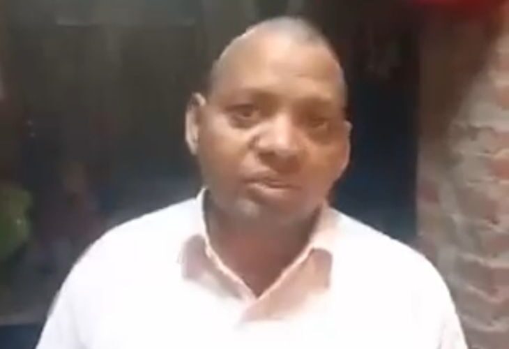 family went to the wedding ceremony | कारपेंटर के घर से 5.90 लाख की चोरी: शादी समारोह में गया था परिवार, दरवाजा तोड़कर ले गए जेवर-नकदी – Unnao News