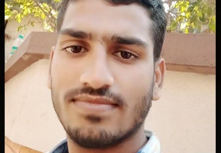 A youth committed suicide in Amethi | अमेठी में युवक ने की आत्महत्या: पेड़ से लटका मिला शव, एक दिन पहले ससुराल से लौटा था – Sangrampur(Amethi) News