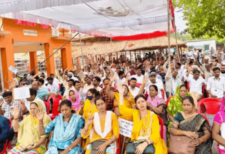 Varanasi News Case filed against protesting electricity workers in Varanasi | प्रदर्शन कर रहे बिजली कर्मियों पर वाराणसी में मुकदमा: विद्युत् संविदा मजदूर संघ के प्रदेश प्रभारी पुनीत राय सहित 40 पर कार्रवाई की मांग, जेई ने दी एप्लिकेशन – Varanasi News