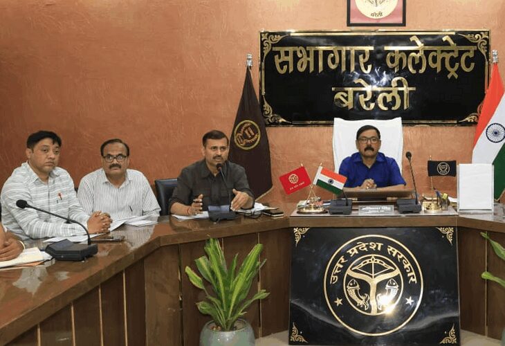 DM strict about e-office | सरकारी कामकाज पेपरलेस होने की तैयारी: डीएम बोले- 3 दिन में ई-ऑफिस से जुड़ें सभी विभाग, नहीं तो कार्रवाई होगी – Bareilly News
