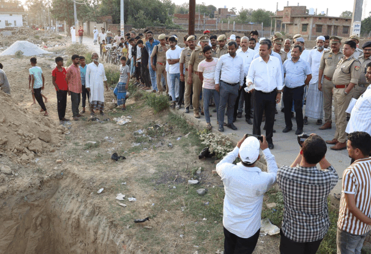 Azamgarh administration became active to stop the sacrifice of banned animals | प्रतिबंधित पशुओं की कुर्बानी रोकने एक्टिव हुआ आजमगढ़ प्रशासन: एक दिन पूर्व दो पक्षों के बीच में सांप्रदायिक विवाद के बाद जिला प्रशासन ने किया दौरा दिए गए निर्देश – Azamgarh News
