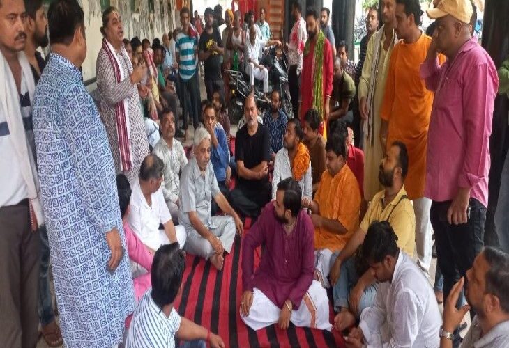 Demand for restoration of railway project | रेलवे प्रोजेक्ट बहाली की मांग: मथुरा में बैठक कर बनाई रणनीति,रविवार को करेंगे जन आंदोलन – Mathura News