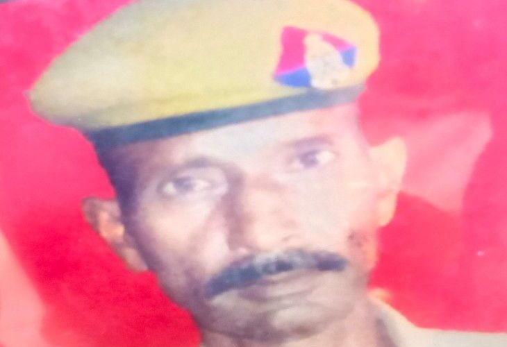 Homeguard posted at Aalhaganj police station died in a road accident | अल्हागंज थाने में तैनात होमगार्ड की सड़क हादसे में मौत: बाइक पर ड्यूटी जा रहे थे, रोडवेज बस ने मारी टक्कर; दो दिन पहले की थी बेटे की इंगेजमेंट – Shahjahanpur News