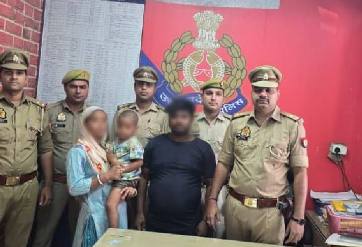 Noida police searched for the missing girl in 10 hours Three teams were formed, 155 CCTV footage were scanned from Delhi to Noida | नोएडा पुलिस ने 10 घंटे में तलाशी गुमशुदा बच्ची: तीन टीम की गई गठित,  दिल्ली से लेकर नोएडा तक खंगाली 155 CCTV फुटेज – Noida (Gautambudh Nagar) News