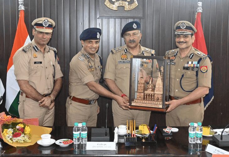 DGP inspected the arrangements at Varanasi RTC | वाराणसी RTC में DGP ने परखे इंतजाम: थाने पर गेमचेंजर होंगे नए सिपाही, मिशन मोड में दिखे अफसर – Varanasi News
