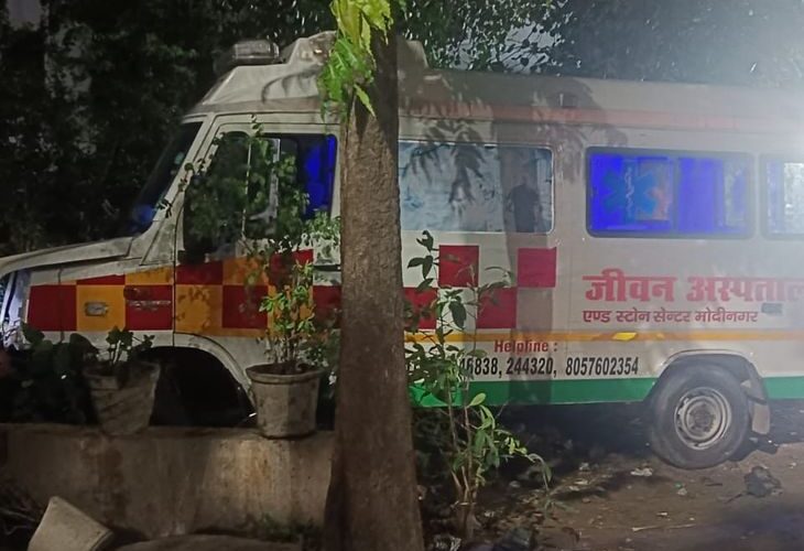 Ghaziabad- Ambulance crushed several devotees, 2 died | गाजियाबाद- एंबुलेंस ने कई कावड़ियों को कुचला, 2 की मौत: कादराबाद में देर रात हादसा, बाइक से हरिद्वार गंगाजल लेने जा रहे कांवड़िये – Ghaziabad News