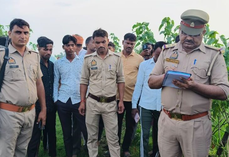 The body of a laborer was found near a farm in Lakhimpur Kheri | लखीमपुर-खीरी में खेत के पास मिला मजदूर का शव: अधेड़ के शरीर पर मिले चोट के निशान, पोस्टमार्टम के लिए भेजा – Bijua(Lakhimpur Kheri) News