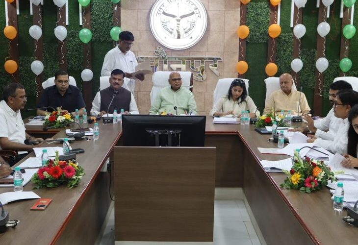 Electricity committee meeting in Jaunpur | जौनपुर में विद्युत समिति की बैठक: अविद्युतीकृत गांवों में बिजली पहुंचाने का निर्णय, अधिकारियों को जनता का फोन उठाना होगा – Jaunpur News