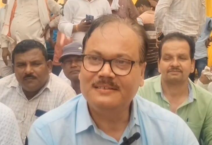 Panchayat Raj Department employees’ strike ends | पंचायत राज विभाग के कर्मचारियों का धरना खत्म: उप निदेशक ने एक सप्ताह में मामले के निस्तारण का दिया आश्वासन – Bahraich News