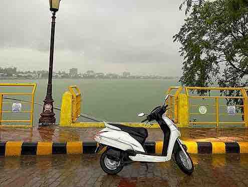 weather changed due to rain Temperature dropped, relief from humid heat | गोरखपुर में बारिश से बदला मौसम का मिजाज: उमस भरी गर्मी से मिली राहत, तापमान में गिरावट – Gorakhpur News