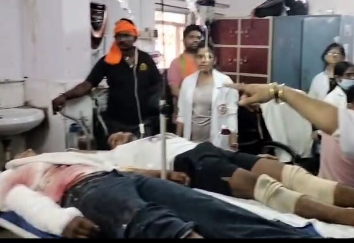 A girl died after being hit by a high-speed vehicle | तेज रफ्तार वाहन की टक्कर से युवती की मौत: भाई-बहन घायल, टक्कर लगते ही सड़क पर गिरे बाइक सवार – Auraiya News