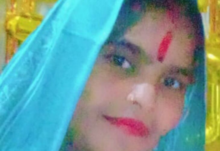 Woman’s body found hanging from a noose | महिला का फंदे से लटका मिला शव: मायके वालों ने हत्या का आरोप लगाया, पति से दो दिन पहले हुआ था झगड़ा – Hathras News