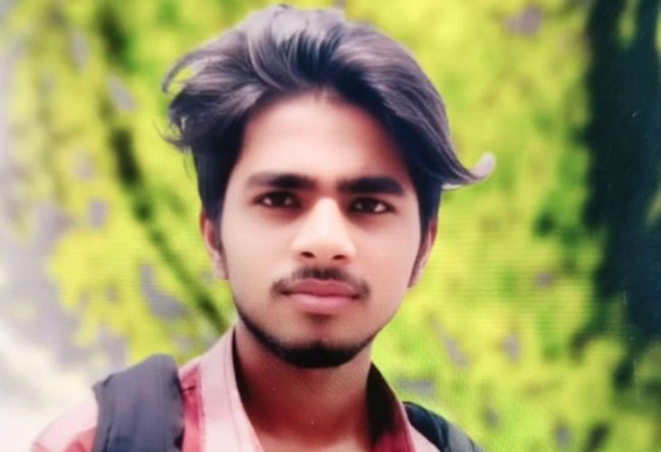 A young man found unconscious on Maharajganj bypass dies | महराजगंज में बाईपास पर बेहोश मिले युवक की मौत: अस्पताल ले जाते समय रास्ते में दम तोड़ा, एक हफ्ते पहले ही घर आया था – Dhani Dhala(Pharenda) News
