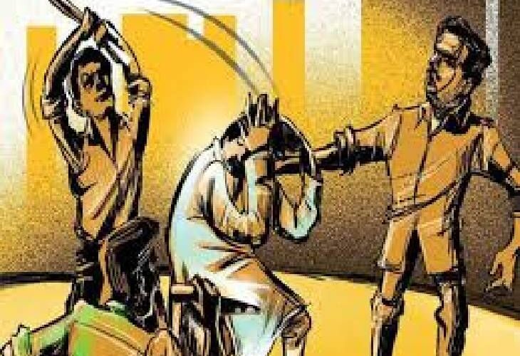 Report filed against 8-10 policemen including inspector in Nawabganj | नवाबगंज में दरोगा समेत 8–10 पुलिसकर्मियों के खिलाफ रिपोर्ट: शराब के पैसे न देने पर मारपीट कर पिस्टल तानने का आरोप – Kanpur News