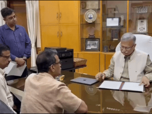 Executive Council meeting today after 4 years in BHU | BHU में 4 साल बाद कार्यकारिणी परिषद की बैठक आज: कुलपति से आठों सदस्यों का‌ होगा परिचय,तय होगा अगले 3 साल का एजेंडा – Varanasi News
