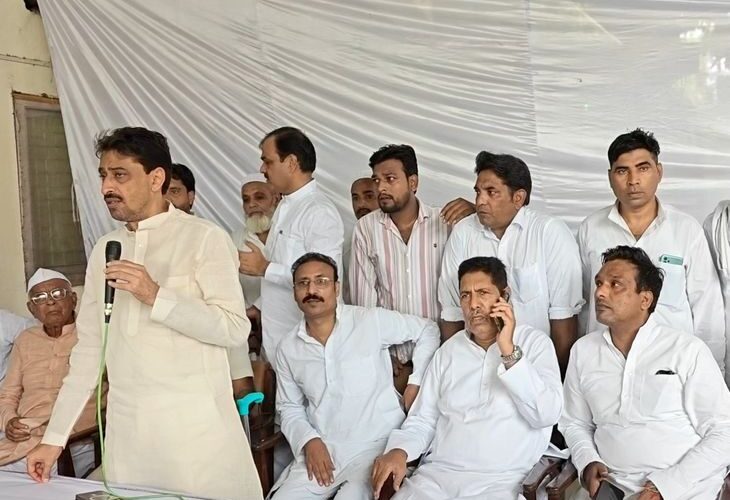 Imran Masood got angry on vote theft and Pakistan match | वोट चोरी और पाकिस्तान मैच पर भड़के इमरान मसूद: सहारनपुर में बोले– बहनों के सिंदूर उजड़े, BJP को सिर्फ धंधे और कुर्सी की पड़ी है – Saharanpur News