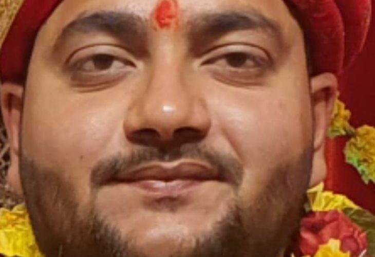 A young man died due to electric shock in Azamgarh | आजमगढ़ में करंट लगने से युवक की मौत: मोटर सही करते समय हुआ हादसा पानी में गिर गया था बिजली का तार – Azamgarh News