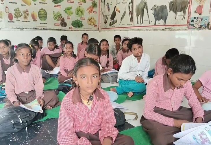 Holiday in schools on Kavad route today | कावड़ मार्ग के विद्यालयों में आज छुट्टी: कांवड़ियों के आने-जाने में बच्चों को होती काफी दिक्कतें, बीएसए और डीएम ने जारी किए आदेश। – Gonda News