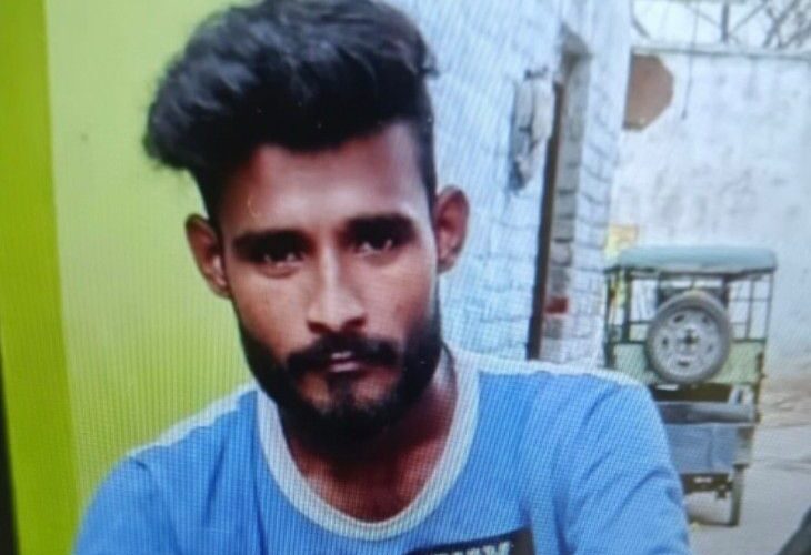 AC mechanic died, contractor did not help | एसी मैकेनिक की मौत, ठेकेदार ने नहीं की मदद: तीसरी मंजिल से गिरा, दोस्तों और मोहल्लेवालों ने कराया इलाज, मुआवजे की मांग – Shahjahanpur News