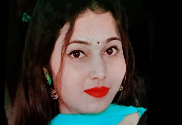 Student hanged herself in Hathras | हाथरस में छात्रा ने फांसी लगाई: मां से कहासुनी के बाद की आत्महत्या, पुलिस ने शव पोस्टमार्टम को भेजा – Hathras News