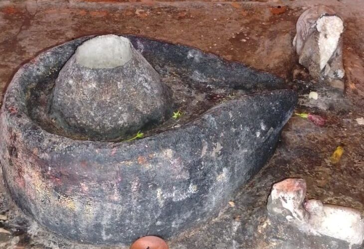 Vandalism in Shiv temple in Hardoi | हरदोई में शिव मंदिर में तोड़फोड़: सावन माह के दौरान शिवलिंग और नंदी की प्रतिमा खंडित, पुलिस ने नशेड़ी पर जताया शक – Hardoi News