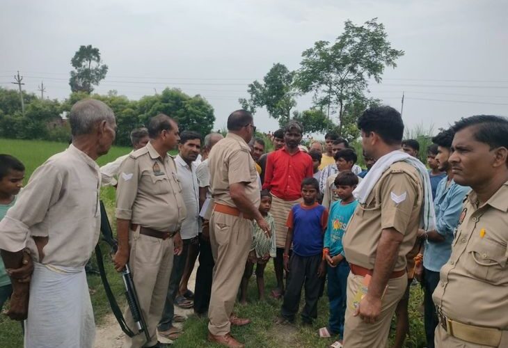 Bullies shot a young man due to old enmity | पुरानी रंजिश में दबंगों ने युवक को मारी गोलियां: कासगंज में खेत से लौट रहे किसान पर हमला, गंभीर हालत में अलीगढ़ रेफर – Kasganj News