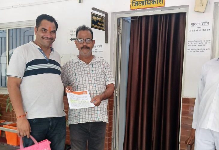 Corruption case in Hathras Nagar Palika | हाथरस नगर पालिका में भ्रष्टाचार का मामला: सभासदों ने सीवेज फार्म की अवैध फसल और नीलामी प्रक्रिया पर जिलाधिकारी से की शिकायत – Hathras News