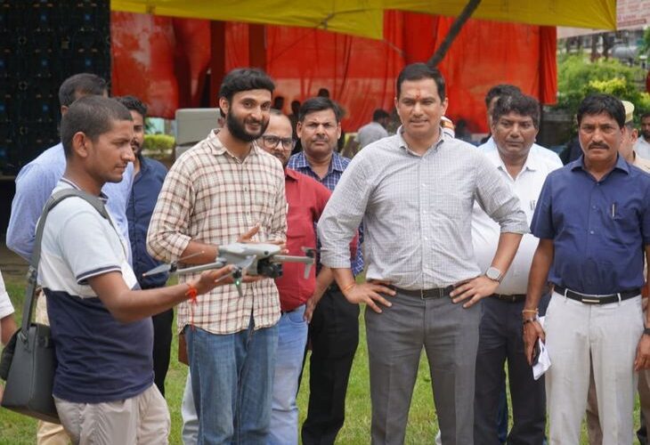 GIS survey will stop tax evasion in the city | जीआईएस सर्वे से शहर में रुकेगी टैक्स चोरी: अलीगढ़ में नगर निगम ड्रोन से करा रहा है सर्वे, कच्चे-पक्के मकानों और भवनों के तैयार होंगे रिकॉर्ड – Aligarh News